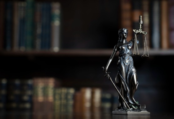 An image of Lady Justice represents the need for legal representation for a Misdemeanor in Pekin IL